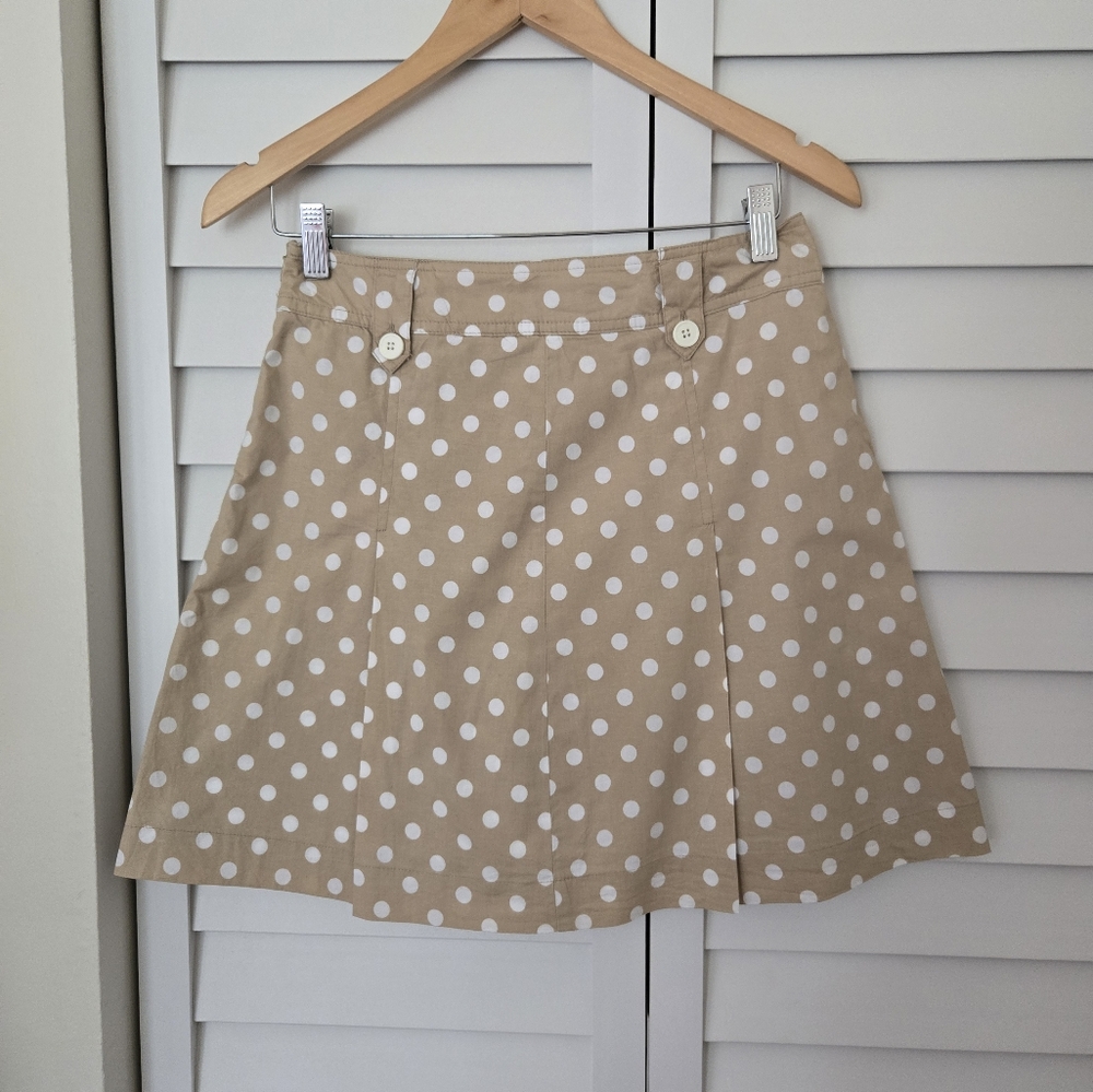 White Stag Women’s  Cotton Stretch Beige Polka Dots Pleated Skort Size 5